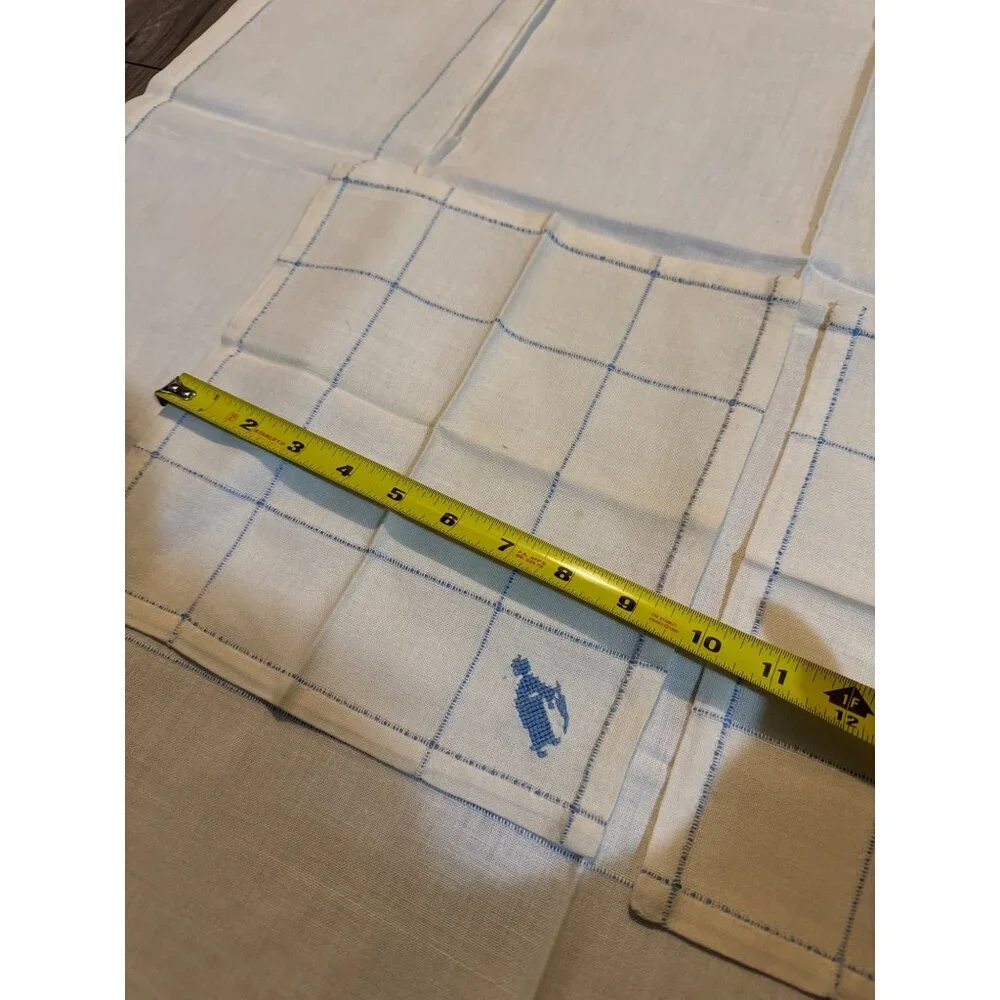Vintage Ivory Linen Napkin Set With Blue Embroidered Peasant Design card table t